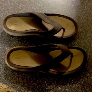 Crocs Flip Flops Sz 13